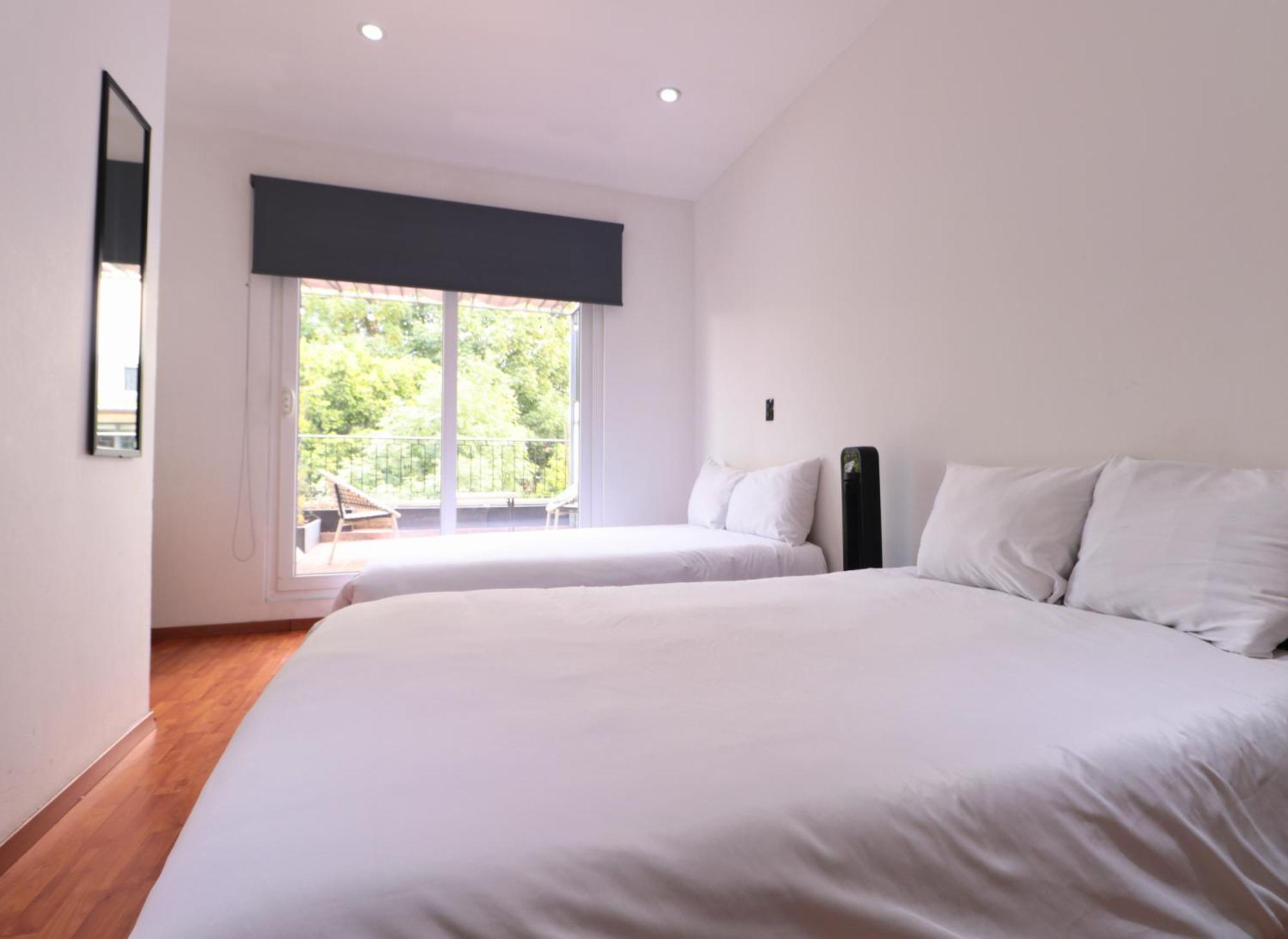 Mre Goldsmith Polanco — Photos 2